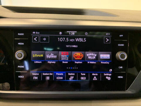 2022 Volkswagen Taos SE 4Motion