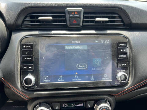 2025 Nissan Versa SR