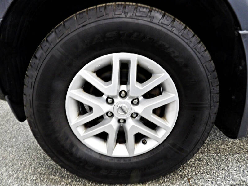 2017 Nissan Frontier SV