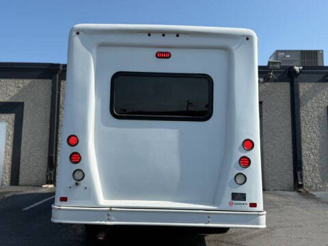 2018 Ford E-Series E-450 SD