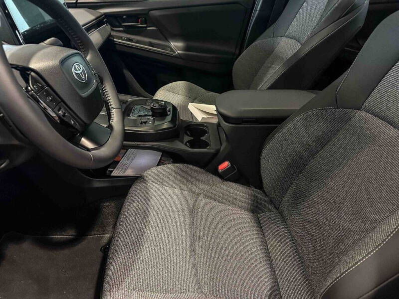 2026 Toyota bZ XLE Plus