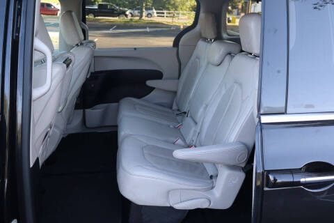 2019 Chrysler Pacifica Touring L Plus