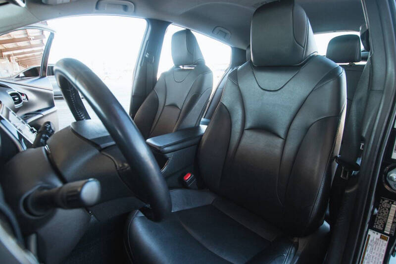 2022 Toyota Prius XLE