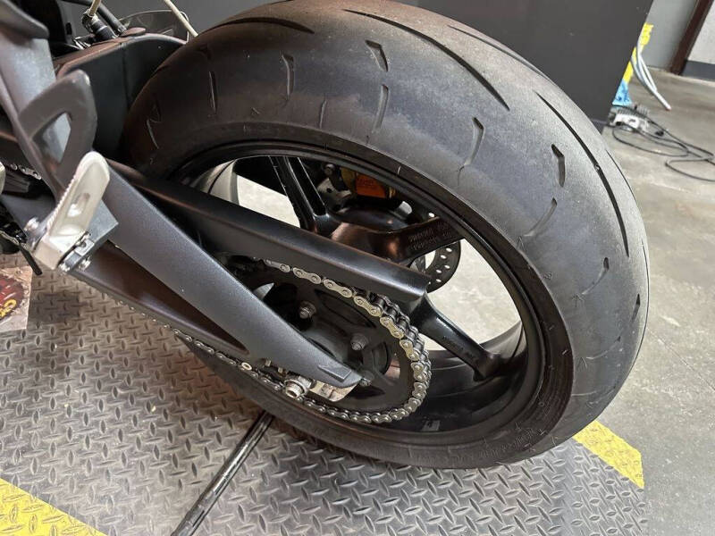 2010 Triumph Street Triple R