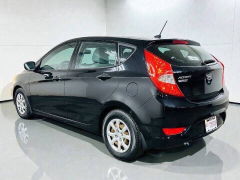2013 Hyundai Accent GS