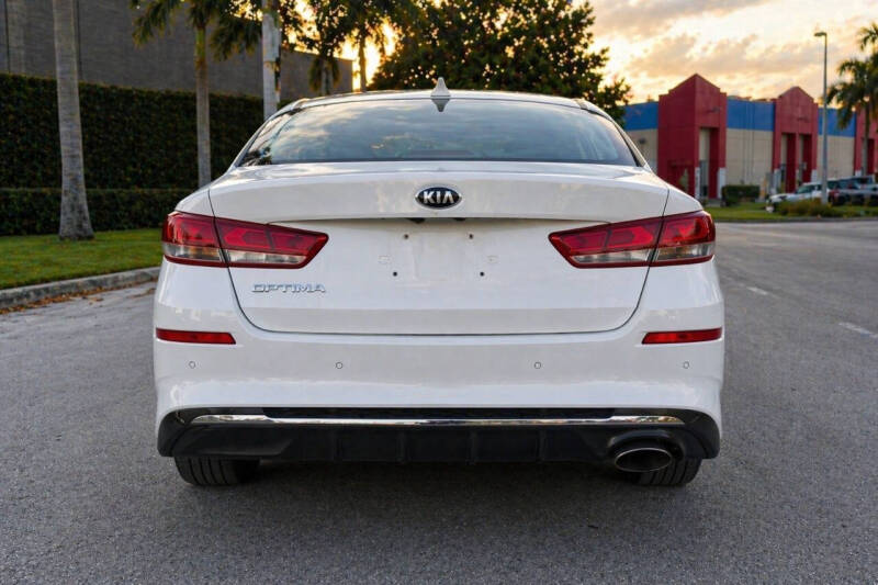 2019 Kia Optima LX