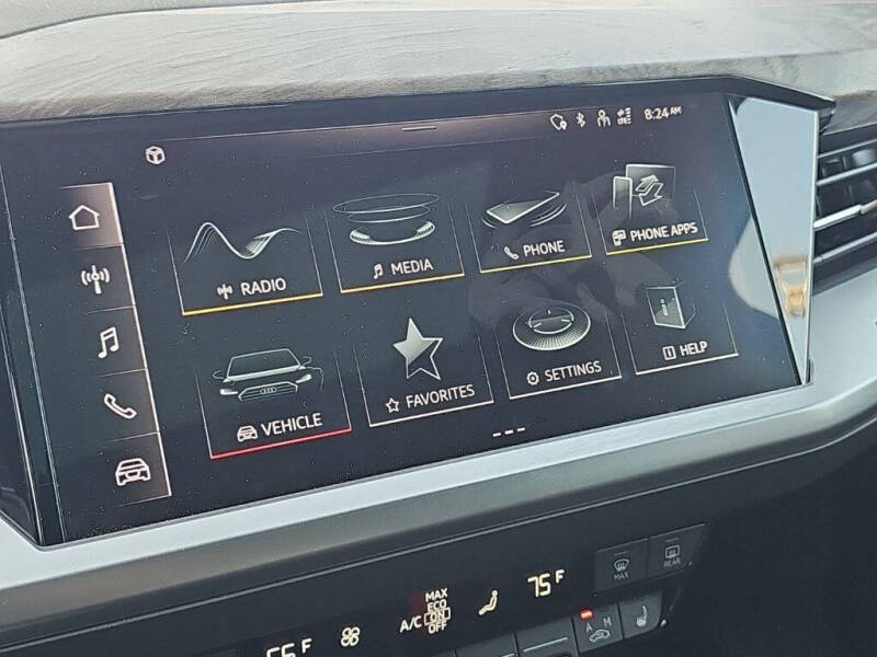 2023 Audi Q4 e-tron quattro Premium 50
