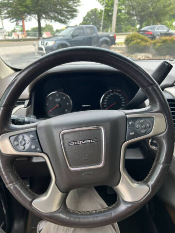 2015 GMC Yukon Denali