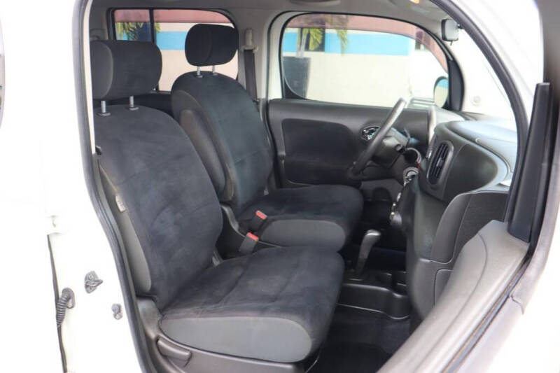 2010 Nissan cube