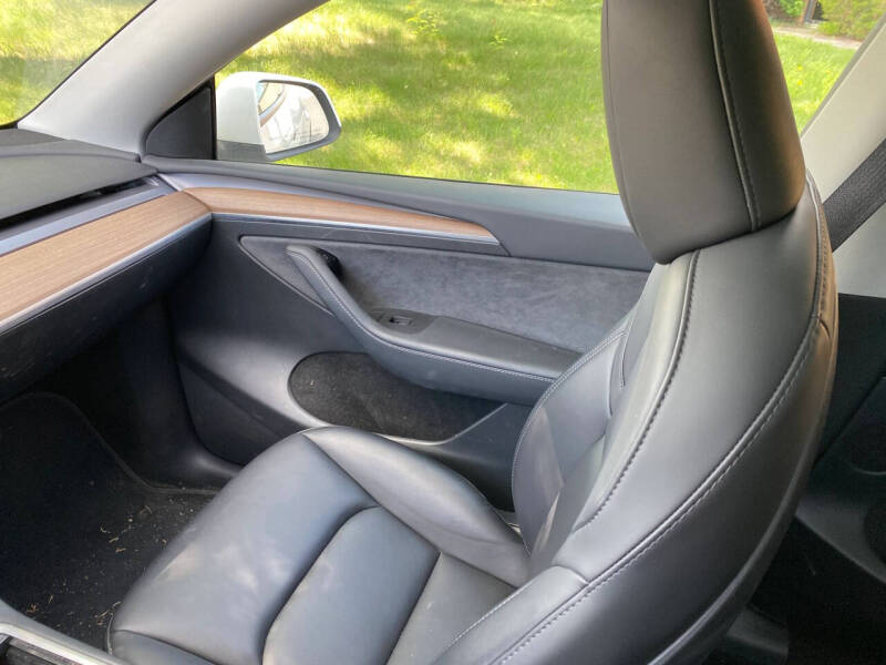 2024 Tesla Model Y Long Range