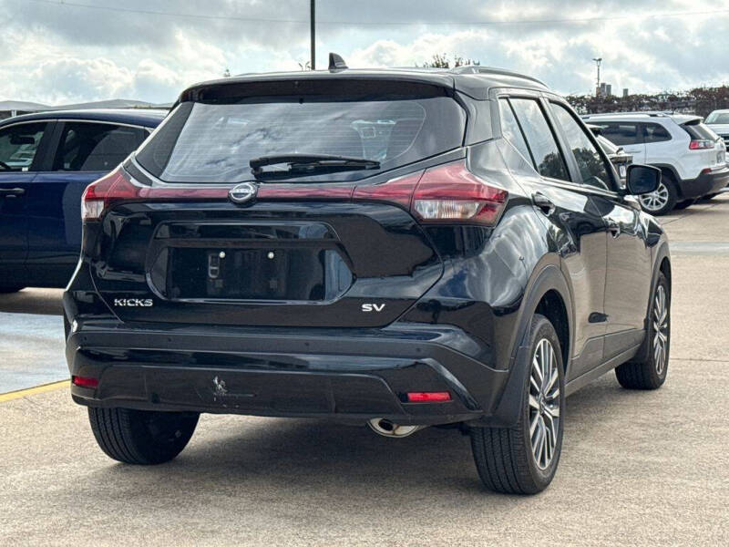 2024 Nissan Kicks SV