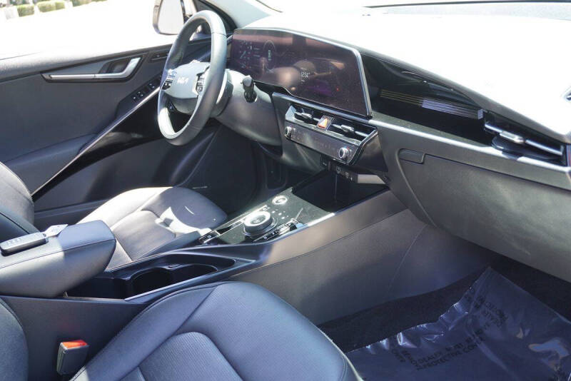 2023 Kia Niro EV Wave