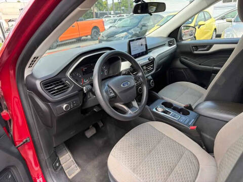 2022 Ford Escape SE