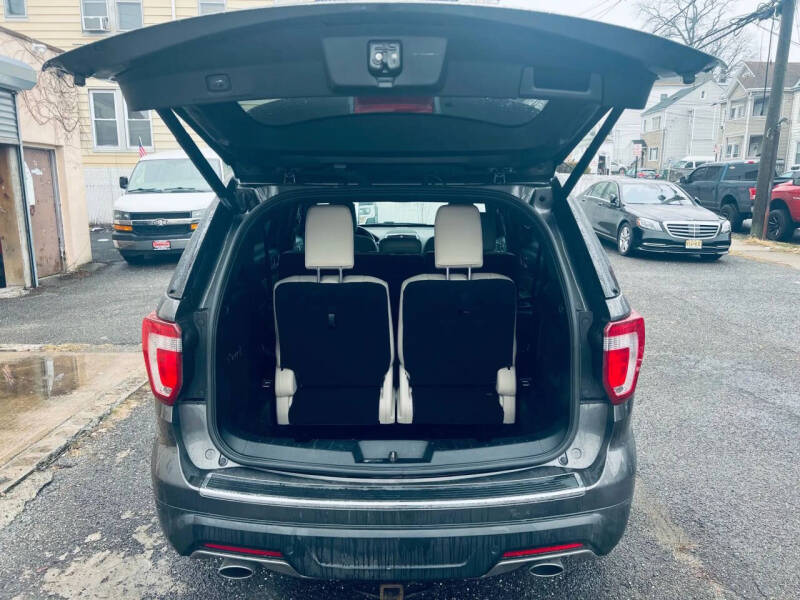 2018 Ford Explorer Limited