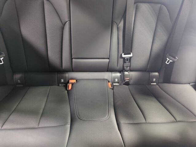 2024 BMW 3 Series 330e xDrive