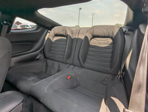 2022 Ford Mustang Mach 1