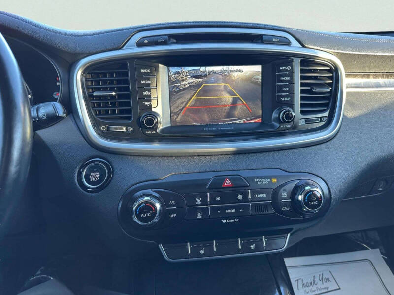 2017 Kia Sorento EX V6