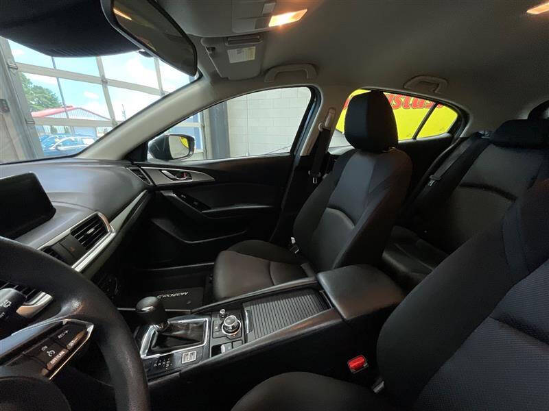 2018 Mazda MAZDA3 Sport