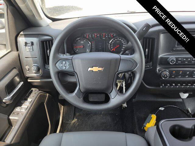 2022 Chevrolet Silverado 5500HD