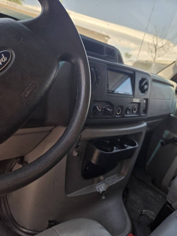 2014 Ford E-Series E-350 SD