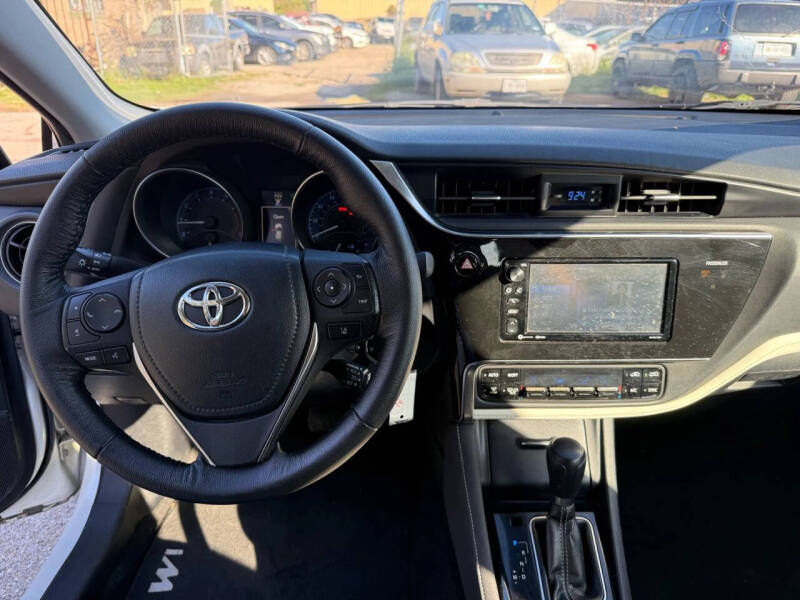 2017 Toyota Corolla iM