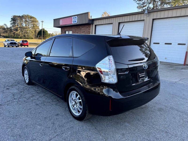 2012 Toyota Prius v