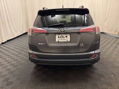 2018 Toyota RAV4 LE