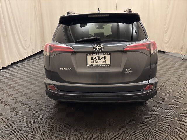 2018 Toyota RAV4 LE