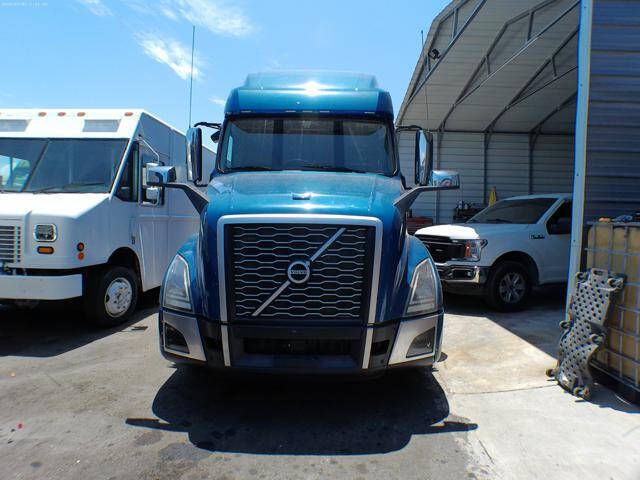 2023 Volvo VNL