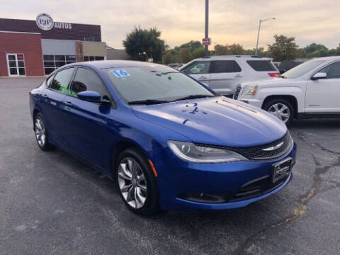 2016 Chrysler 200 S