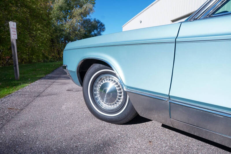 1968 Chrysler New Yorker