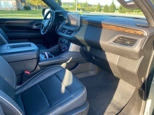 2023 Chevrolet Suburban Premier