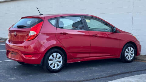 2016 Hyundai Accent SE