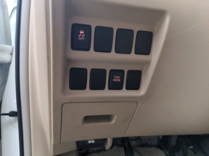 2013 Nissan Pathfinder SV