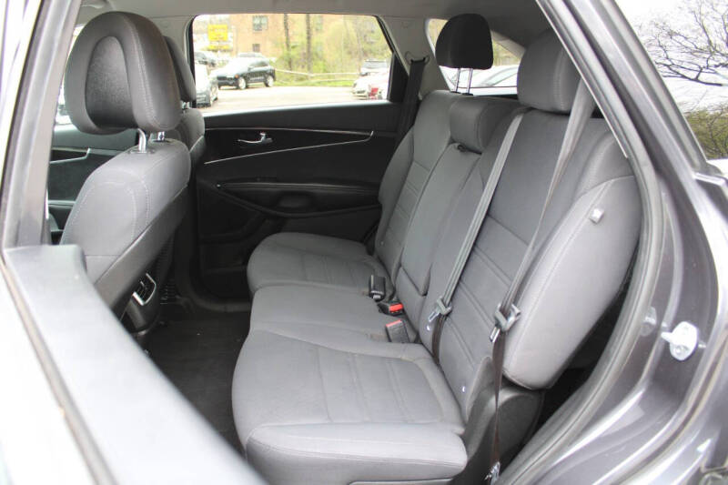 2016 Kia Sorento LX