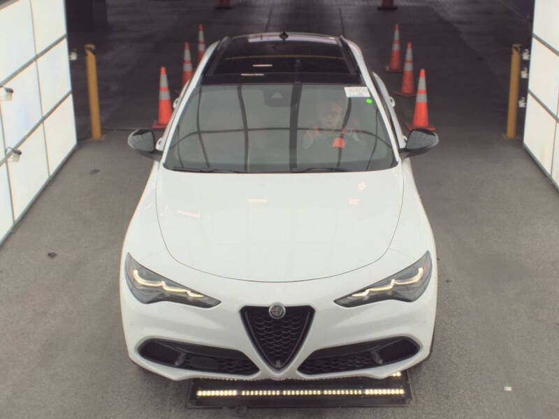 2024 Alfa Romeo Stelvio Veloce
