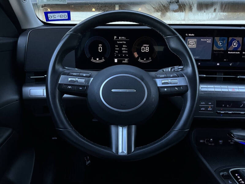 2025 Hyundai Kona SEL