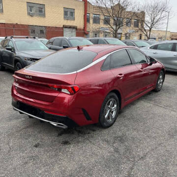 2022 Kia K5