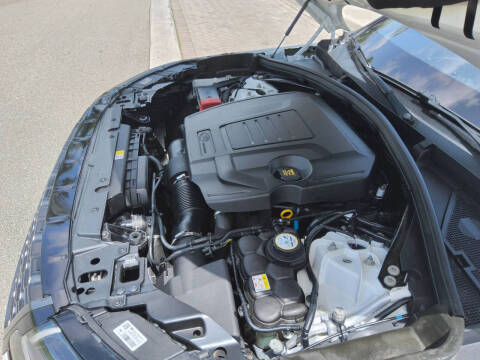 2019 Land Rover Range Rover Velar P250 R-Dynamic SE