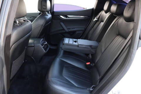 2016 Maserati Ghibli