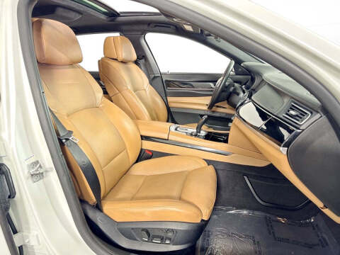 2012 BMW 7 Series 750Li xDrive