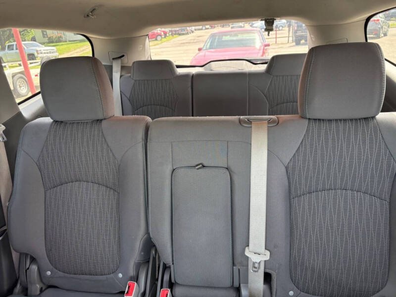 2017 Chevrolet Traverse LS