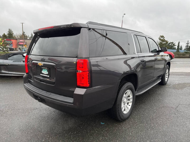 2016 Chevrolet Suburban LT