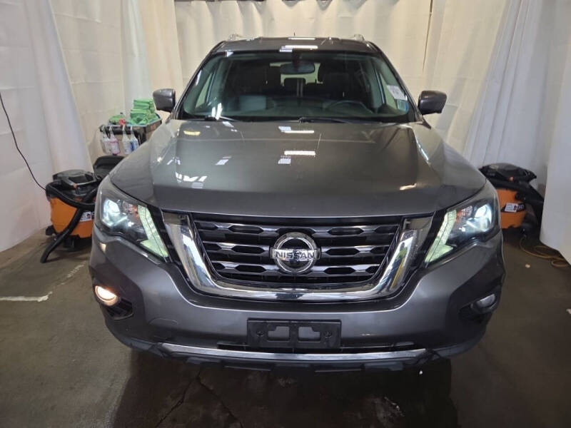 2018 Nissan Pathfinder SL