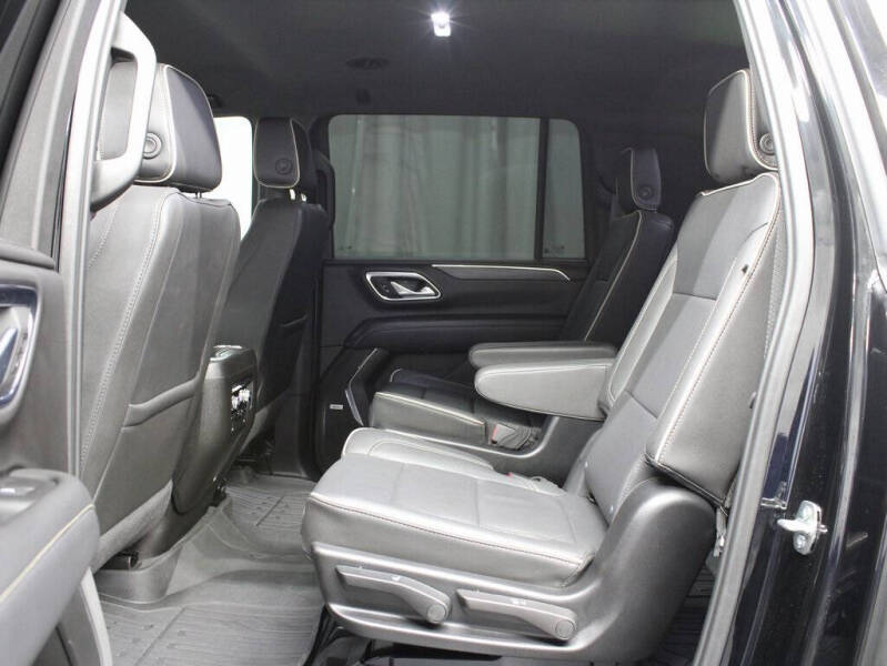 2024 GMC Yukon XL SLT