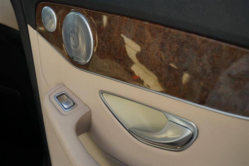 2016 Mercedes-Benz C-Class