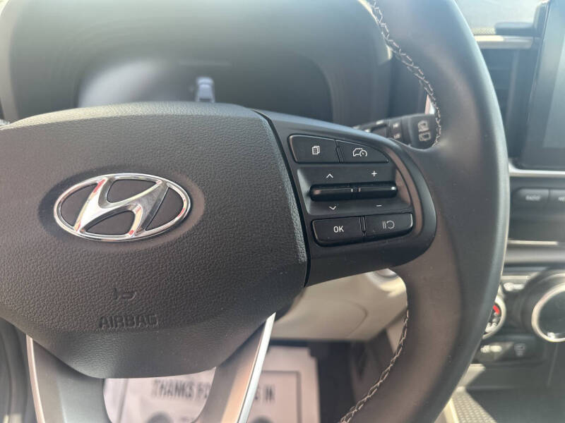 2025 Hyundai Venue SEL