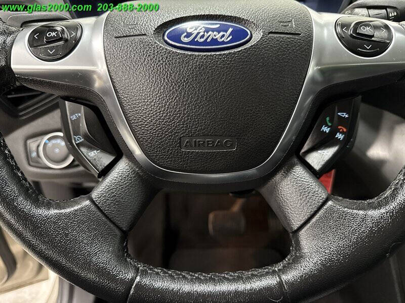 2017 Ford C-MAX Hybrid SE
