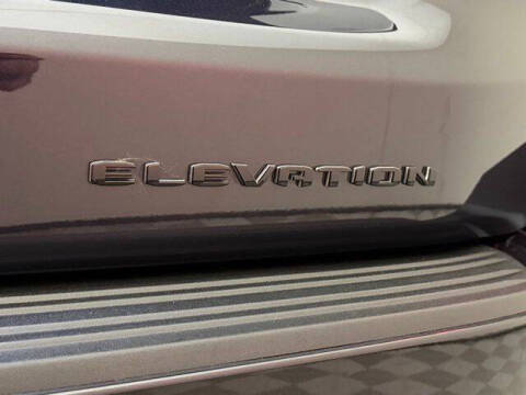 2025 GMC Yukon Elevation