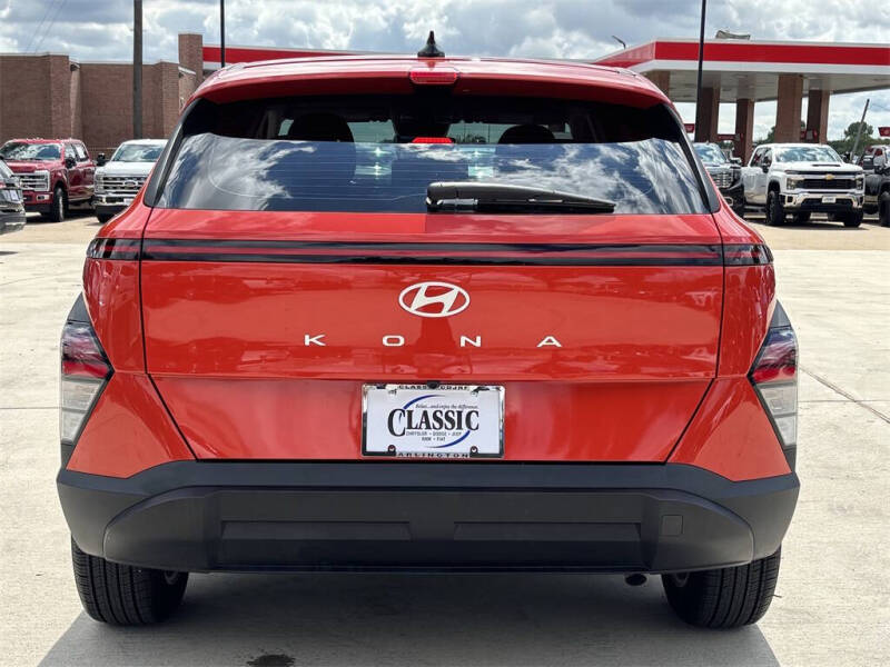 2025 Hyundai Kona SE